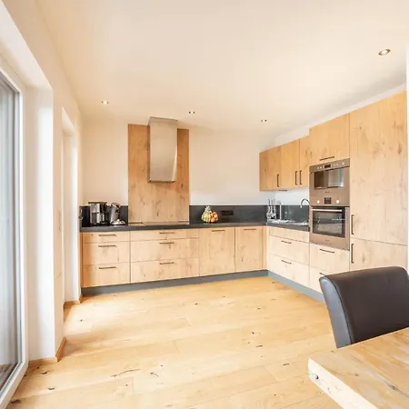 Penthouse Heidi Apartman