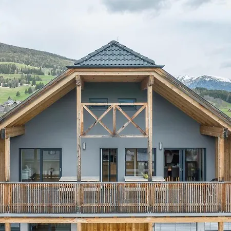 Penthouse Heidi