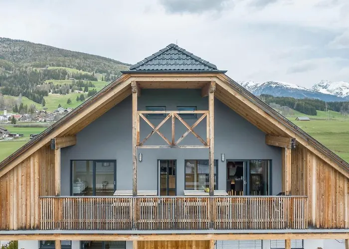 Penthouse Heidi